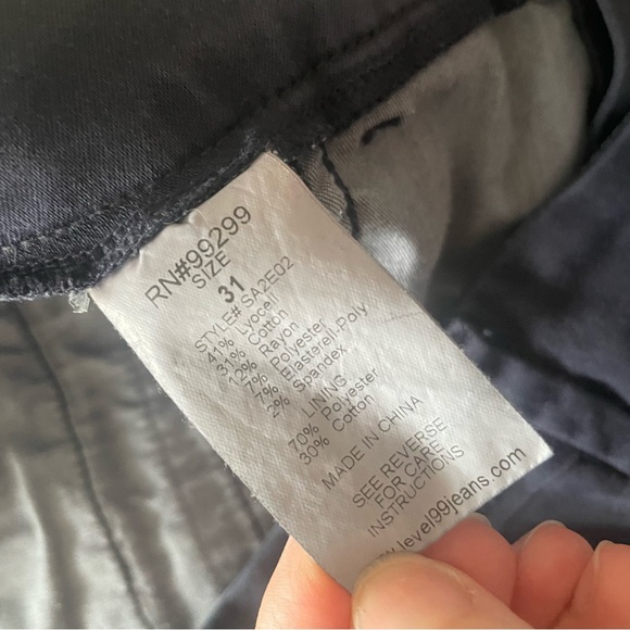 Level 99 Pants Women 29 Blue Slim Leg Stretch Utility Anthropologie Size 31 - Picture 4 of 5